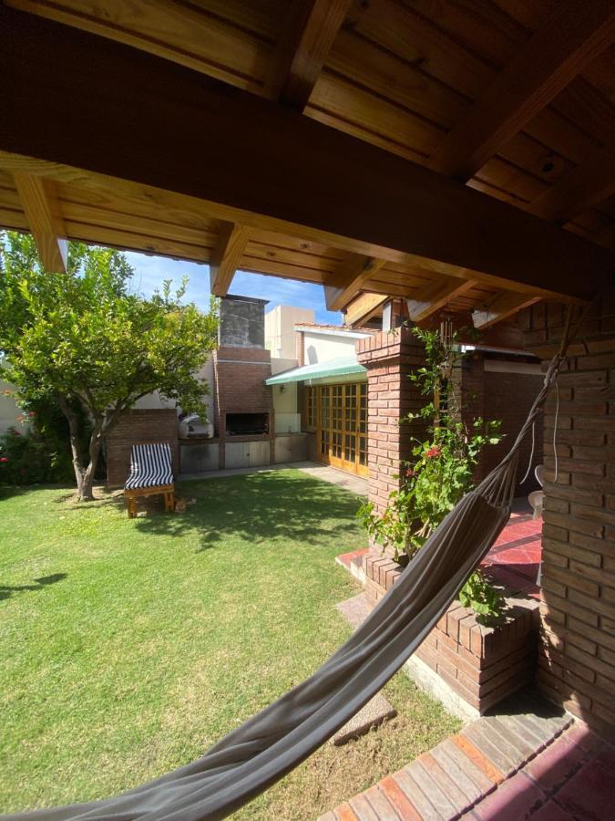 Hansi * General Alvear (Mendoza)